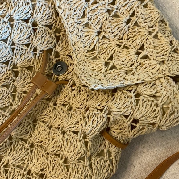 Crochet Backpack - Picture 3 of 6